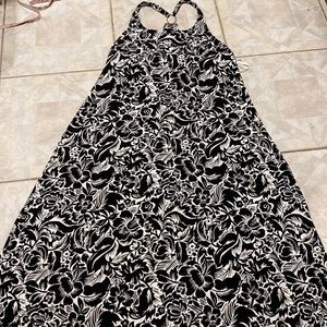 Y womens Ivanka Trump long stretch floral plus size dress 3X.  EUC